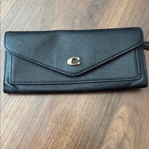 Coach Black Leather Clutch Wallet envelope